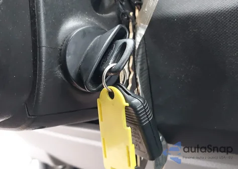 2013 Ford E-150 Commercial z USA, uszkodzony, nr VIN 1FTNE1EW1DDA21867